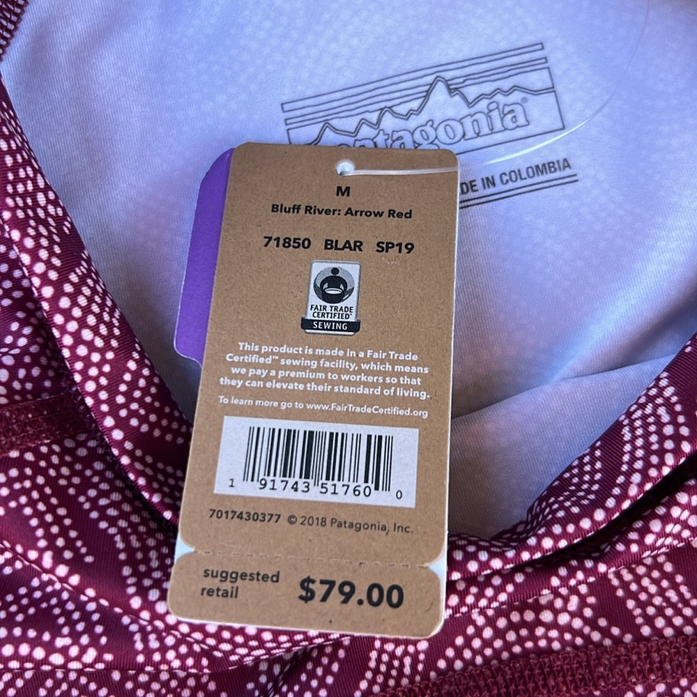 NWT Patagonia Micro Swell Rashguard Bluff River Arrow Red Short Sleeve Size Med - Picture 7 of 10